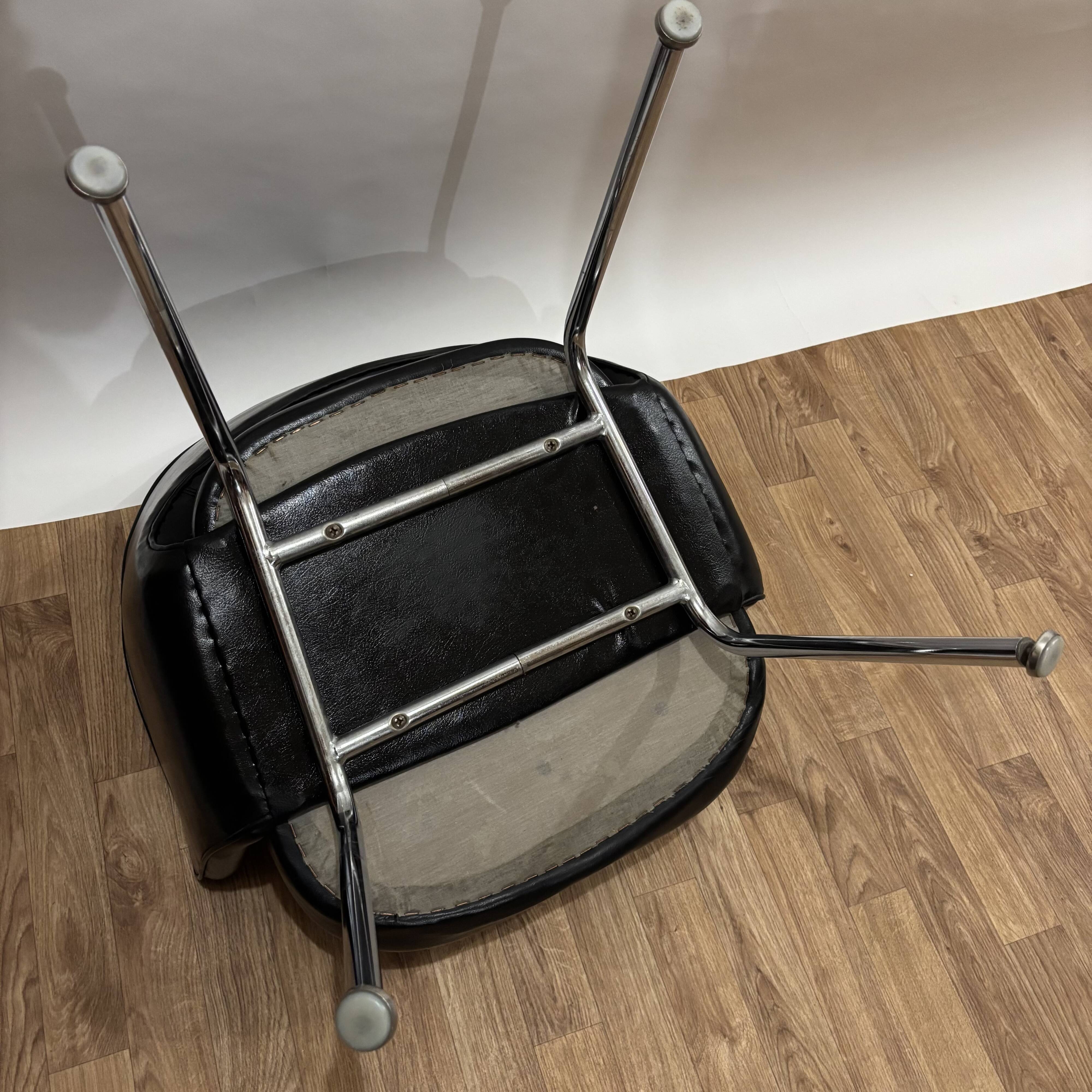 Fauteuil Conférence Saarinen pour Knoll années 70