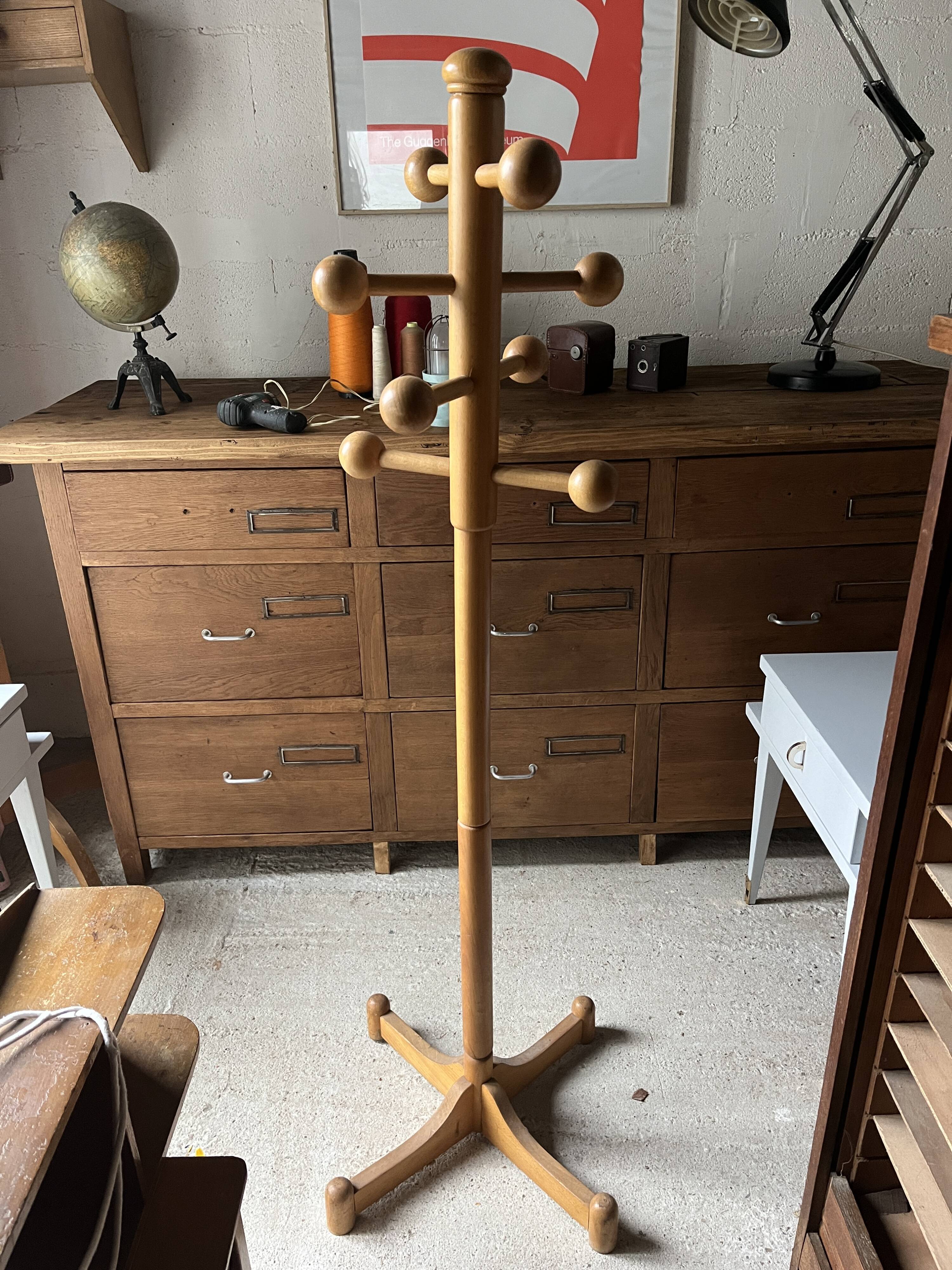 Children's coat rack