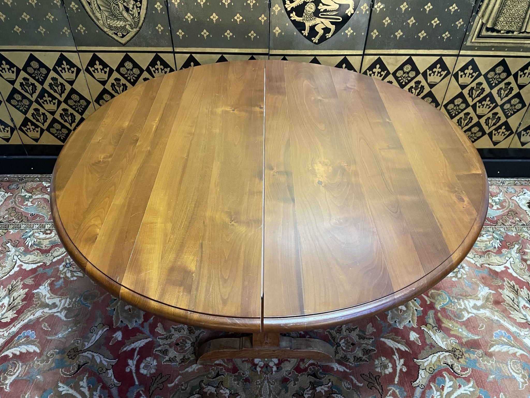 Burgundian table - winegrower's target