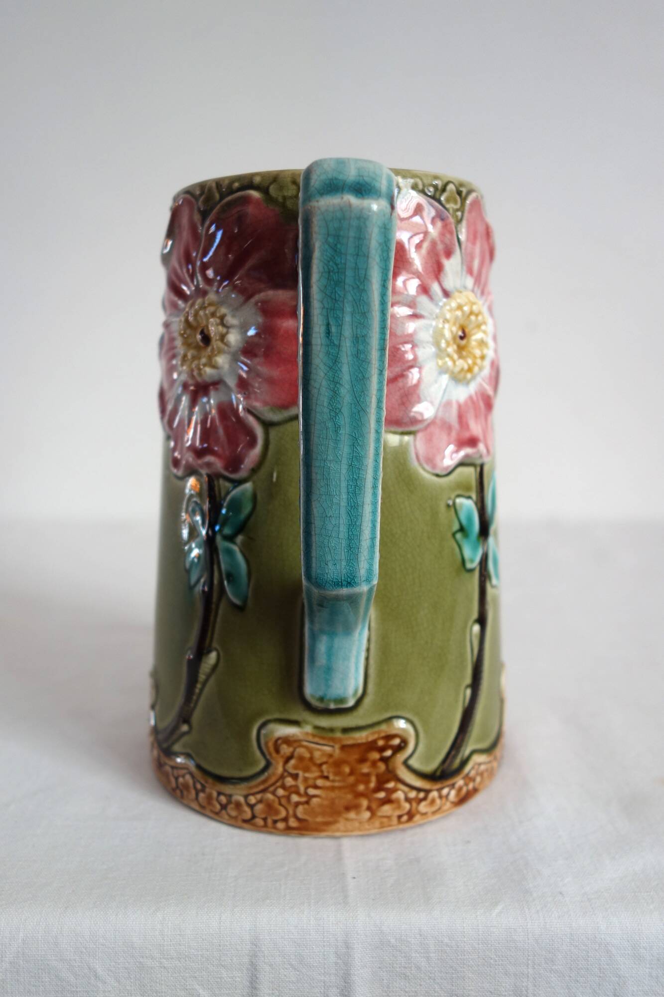Art Nouveau slip pitcher Gustave de Bruyn 1900