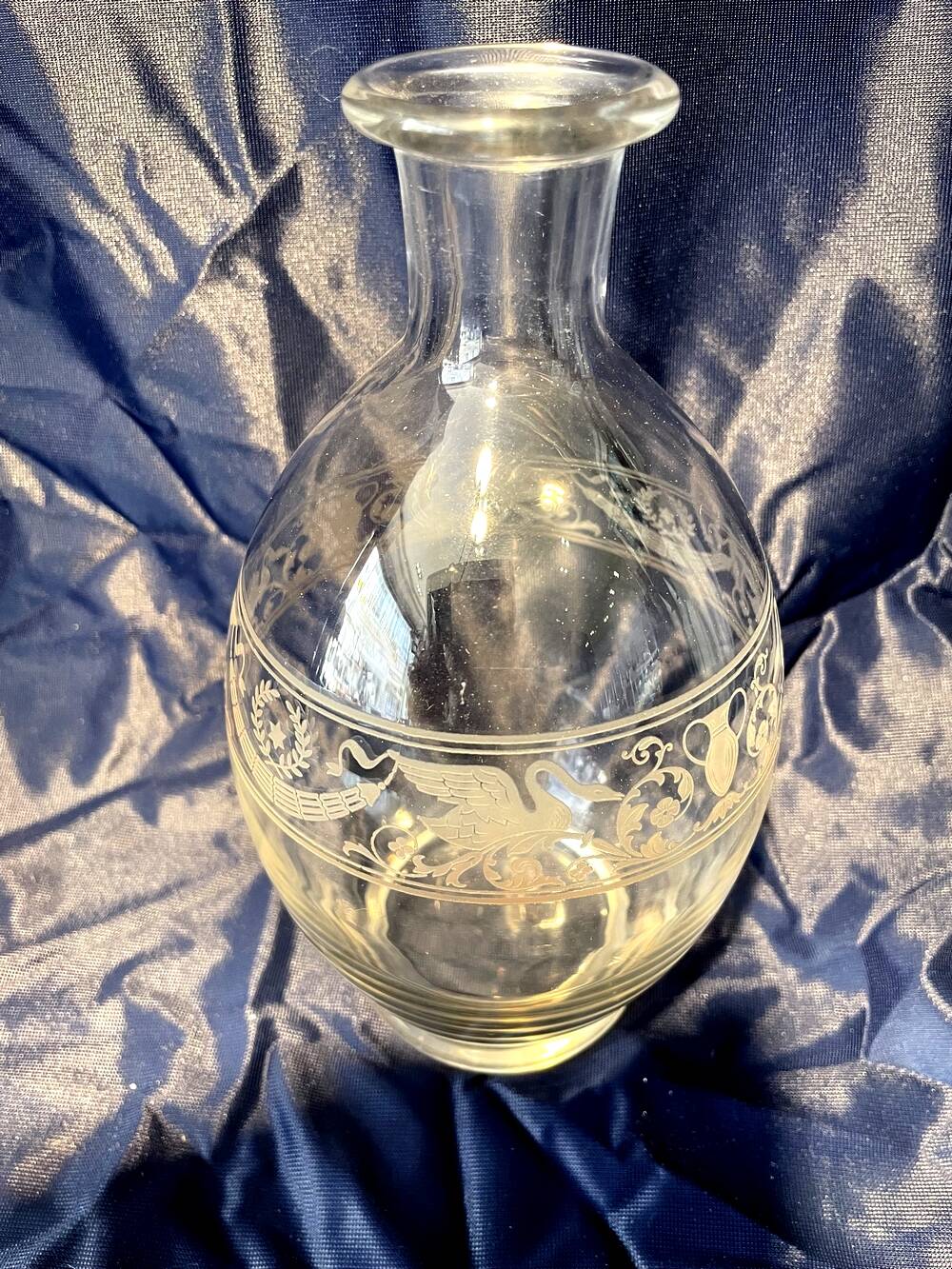 Baccarat liqueur carafe swan model empire table art