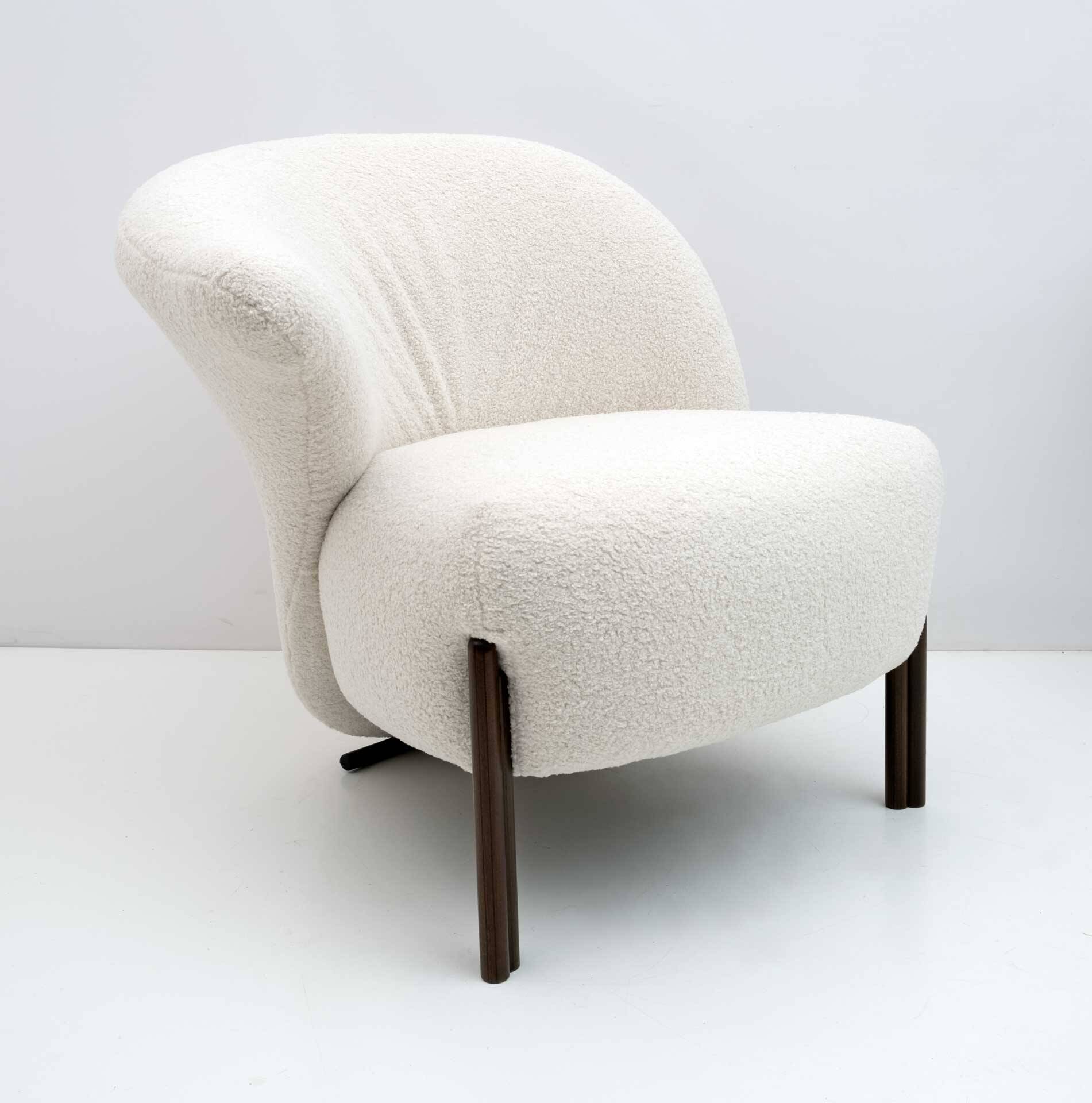 Post-Modern Italian Design Bouclè Armchair, 1980s