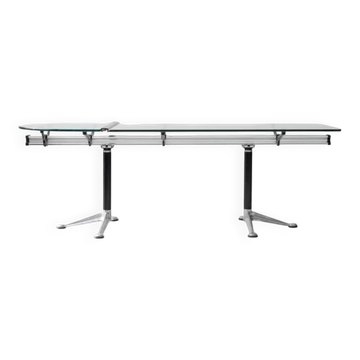 Le bureau emblématique Burdick Group de Bruce Burdick pour Herman Miller, années 1980.