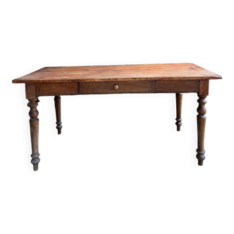 Farmhouse table