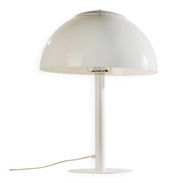 Metal table lamp