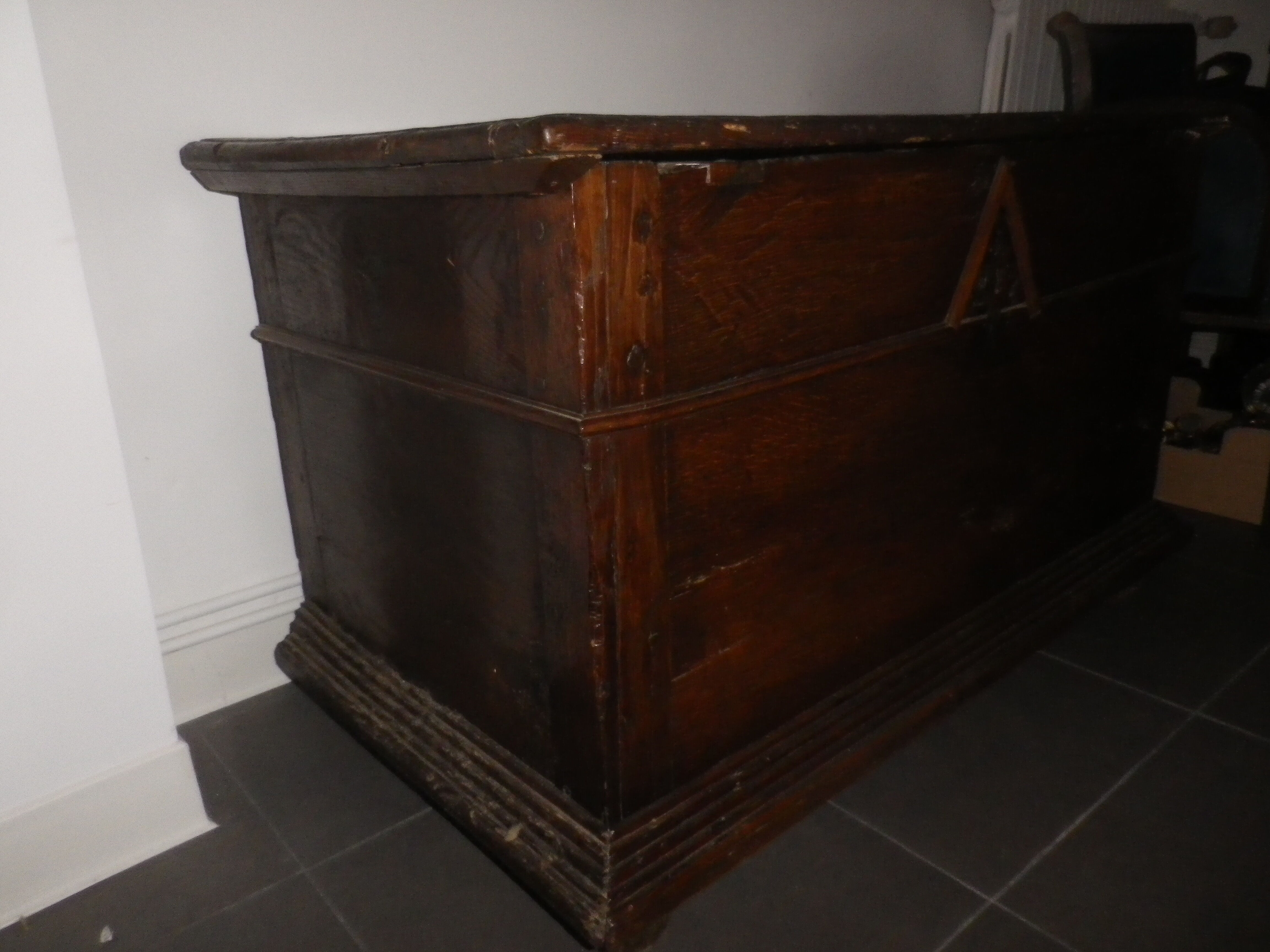 18th trunk
