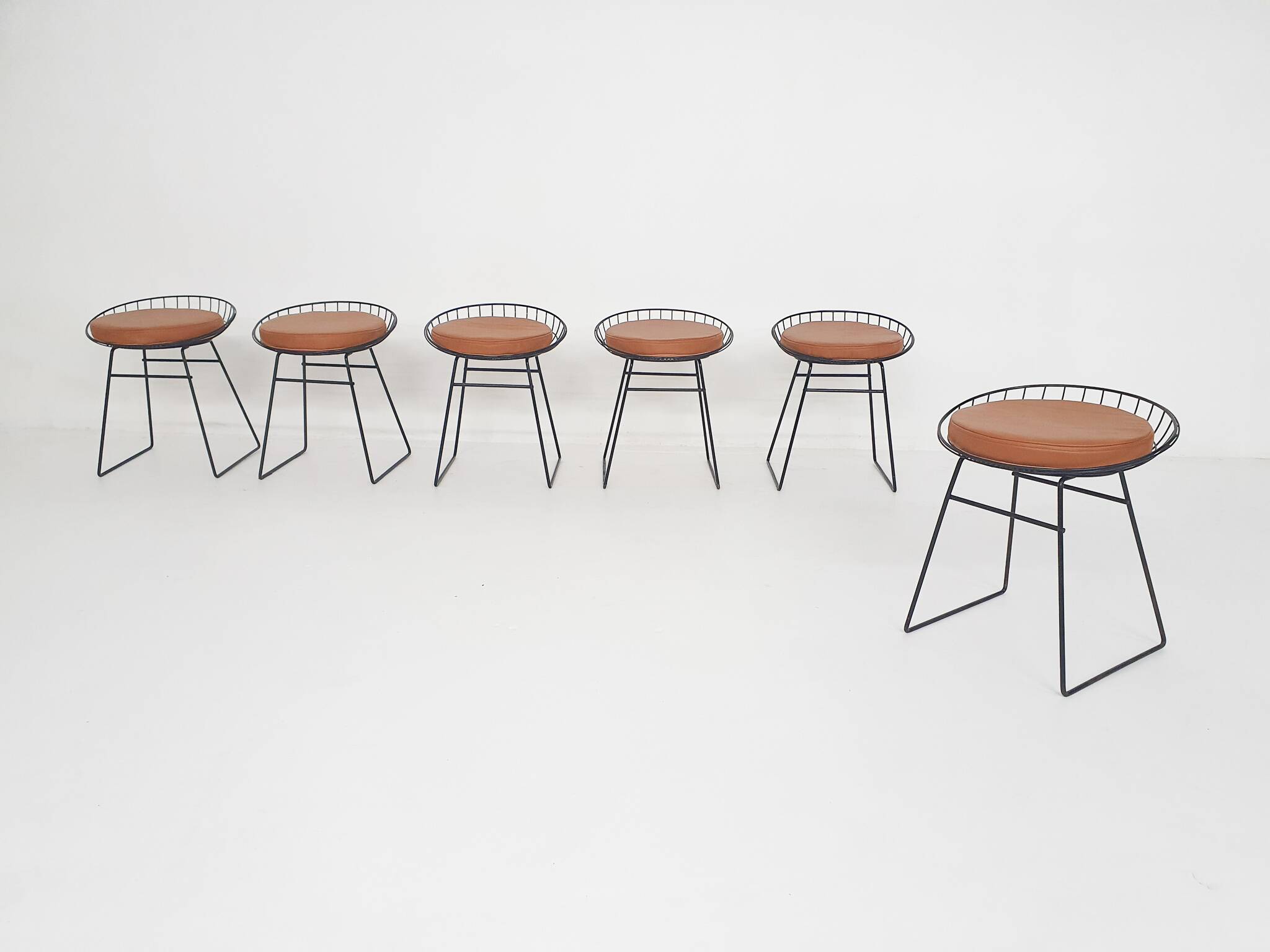 Cees Braakman for Pastoe KM05 metal wire stools, The Netherlands 1958