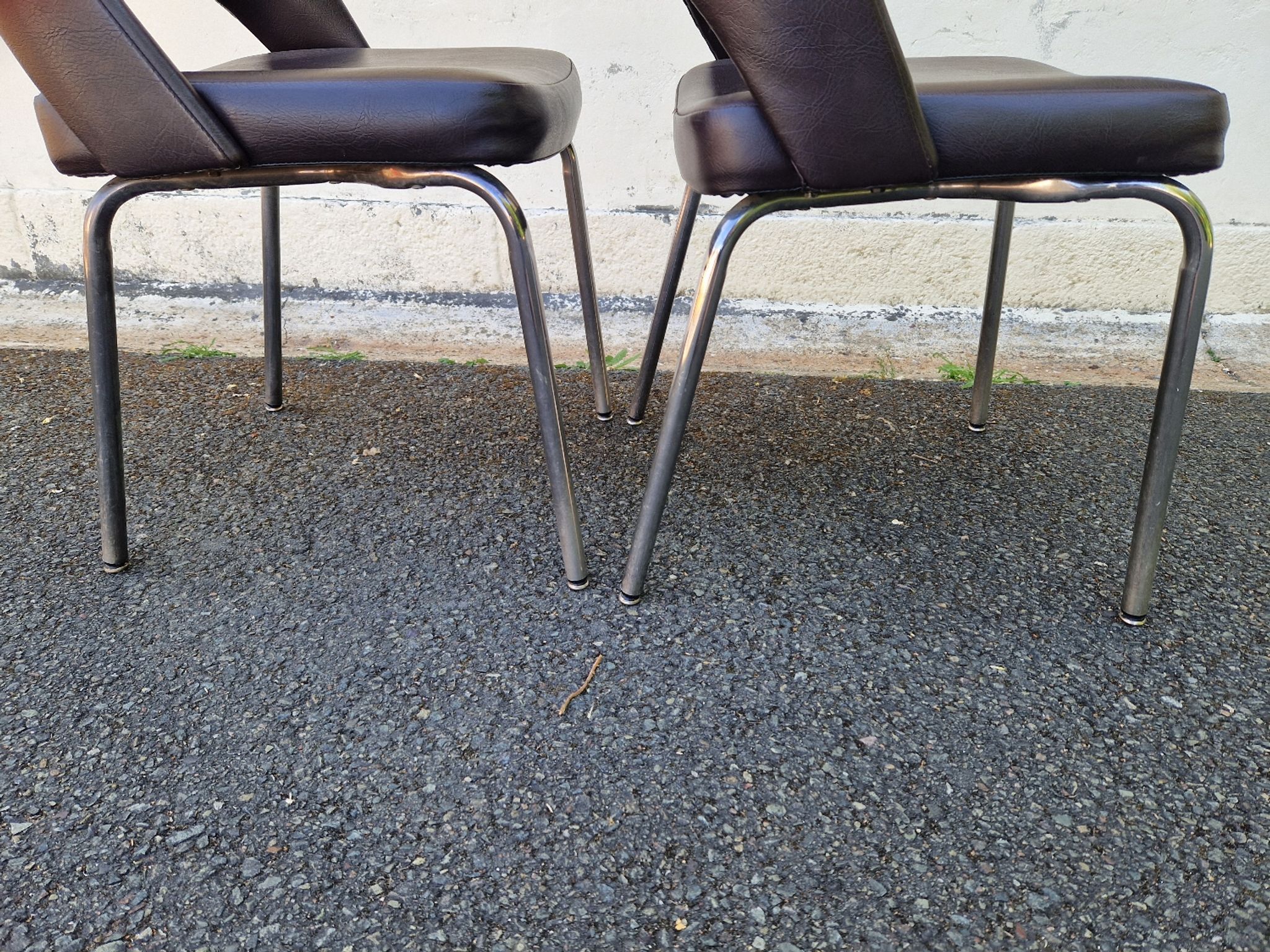 Pair of designer chairs 50