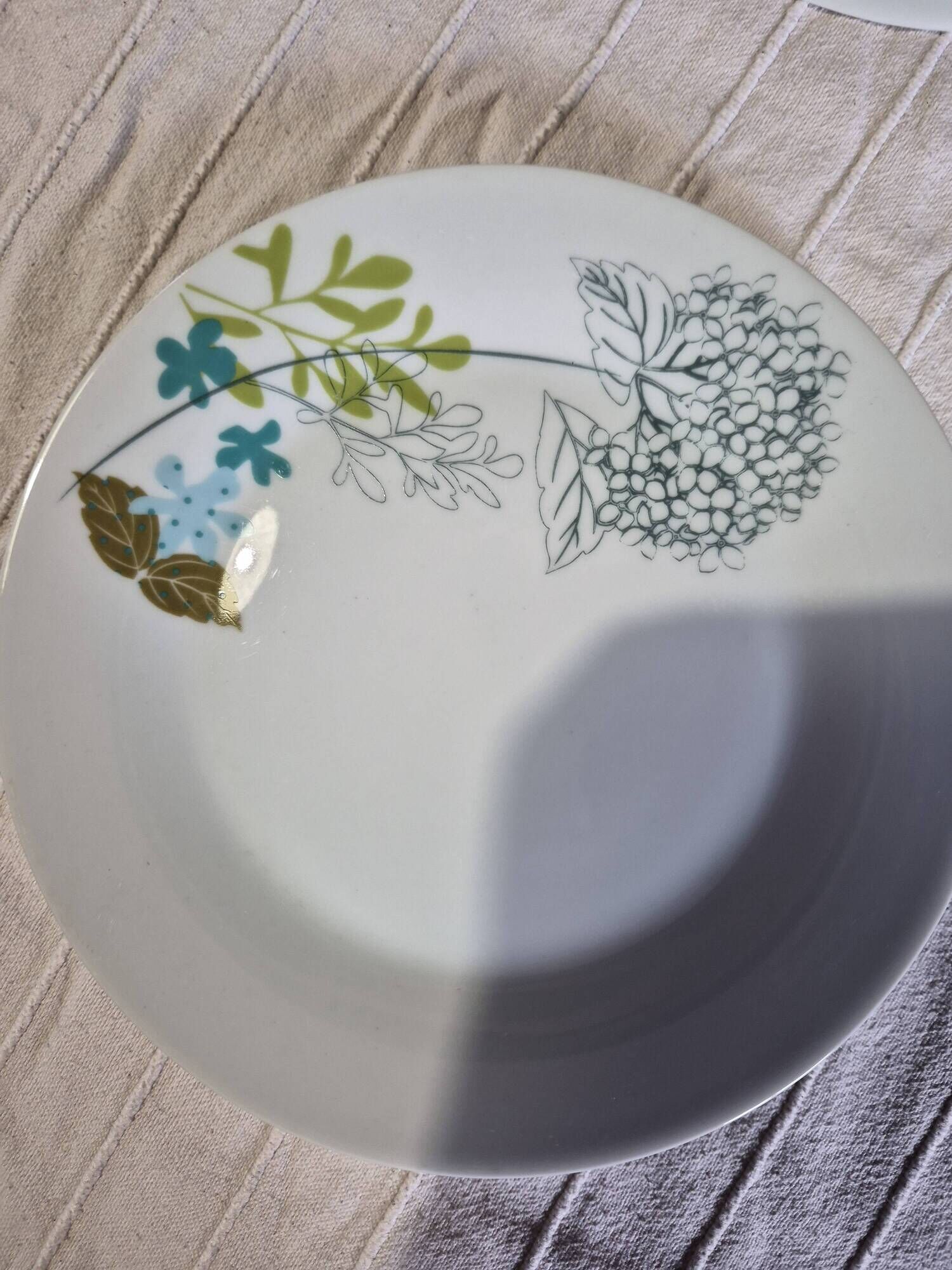 Lots plate Geneviève Lethu