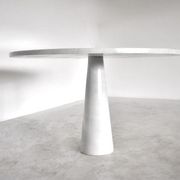 Eros round dining table in white Carrara marble, Italy, 70s in