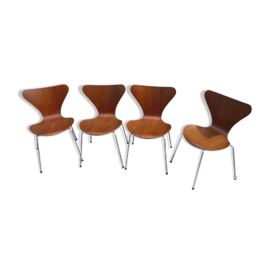 4 chaises Arne Jacobsen en teck Mod.3107