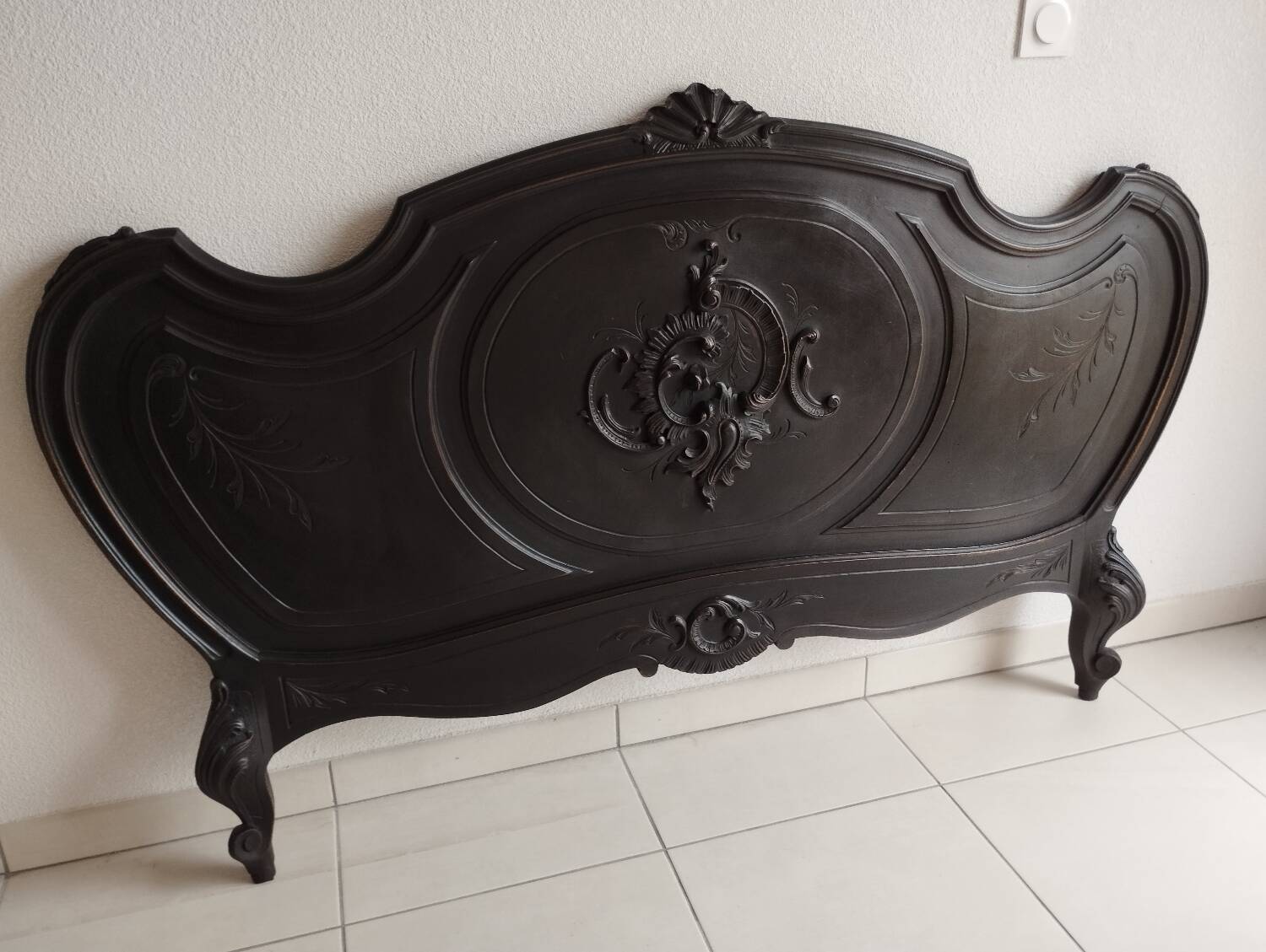 Rocaille Louis XV style headboard, black patina