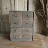 Petit meuble d’atelier