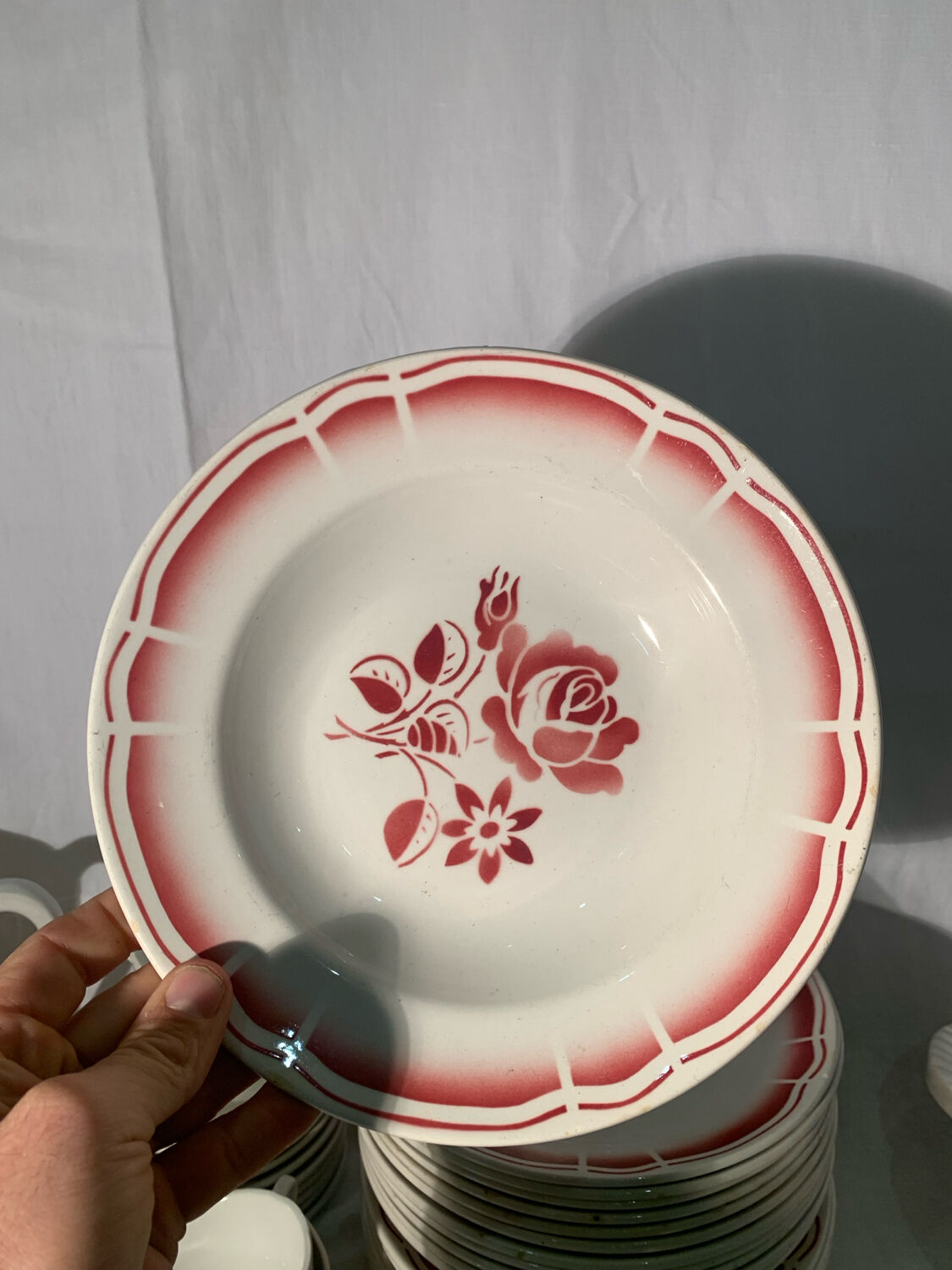 Art Deco pink earthenware service by Badonviller, porcelain, circa 1930