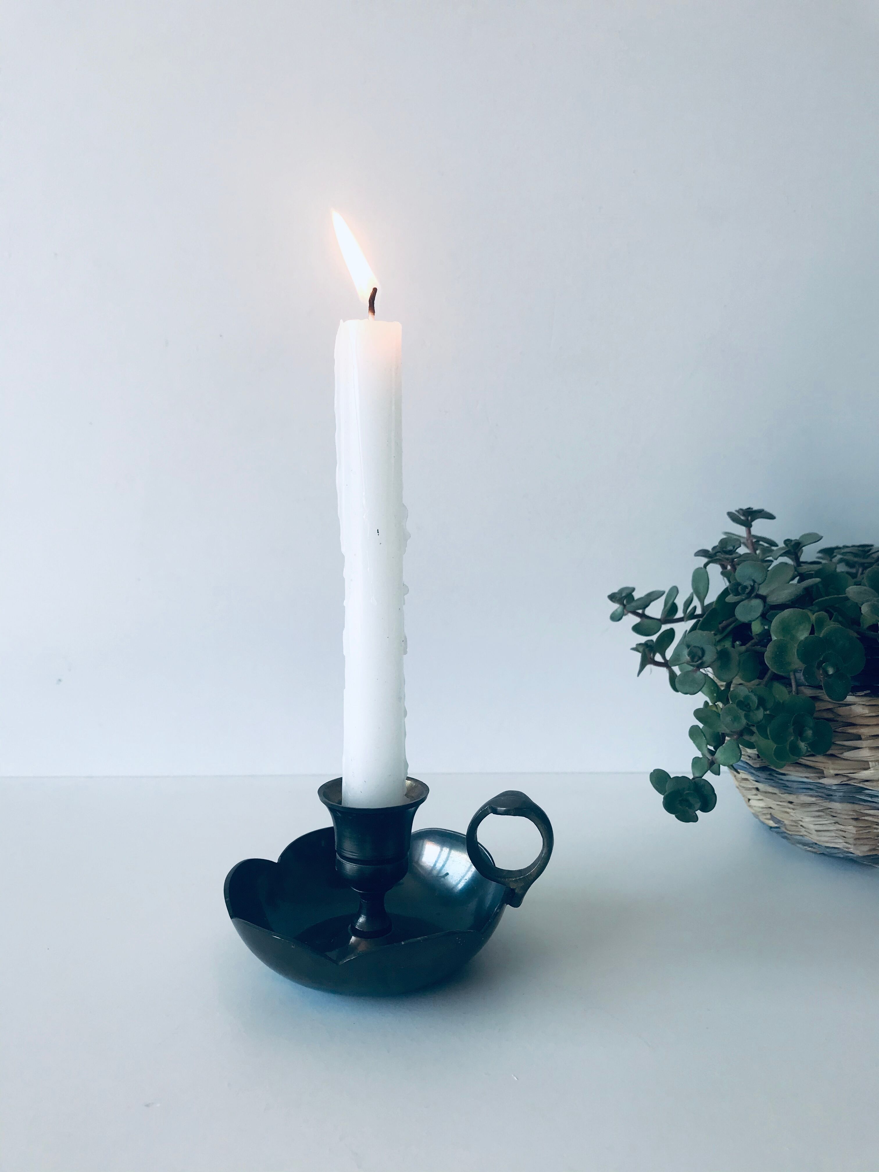 Corolla bougeoir of flowers