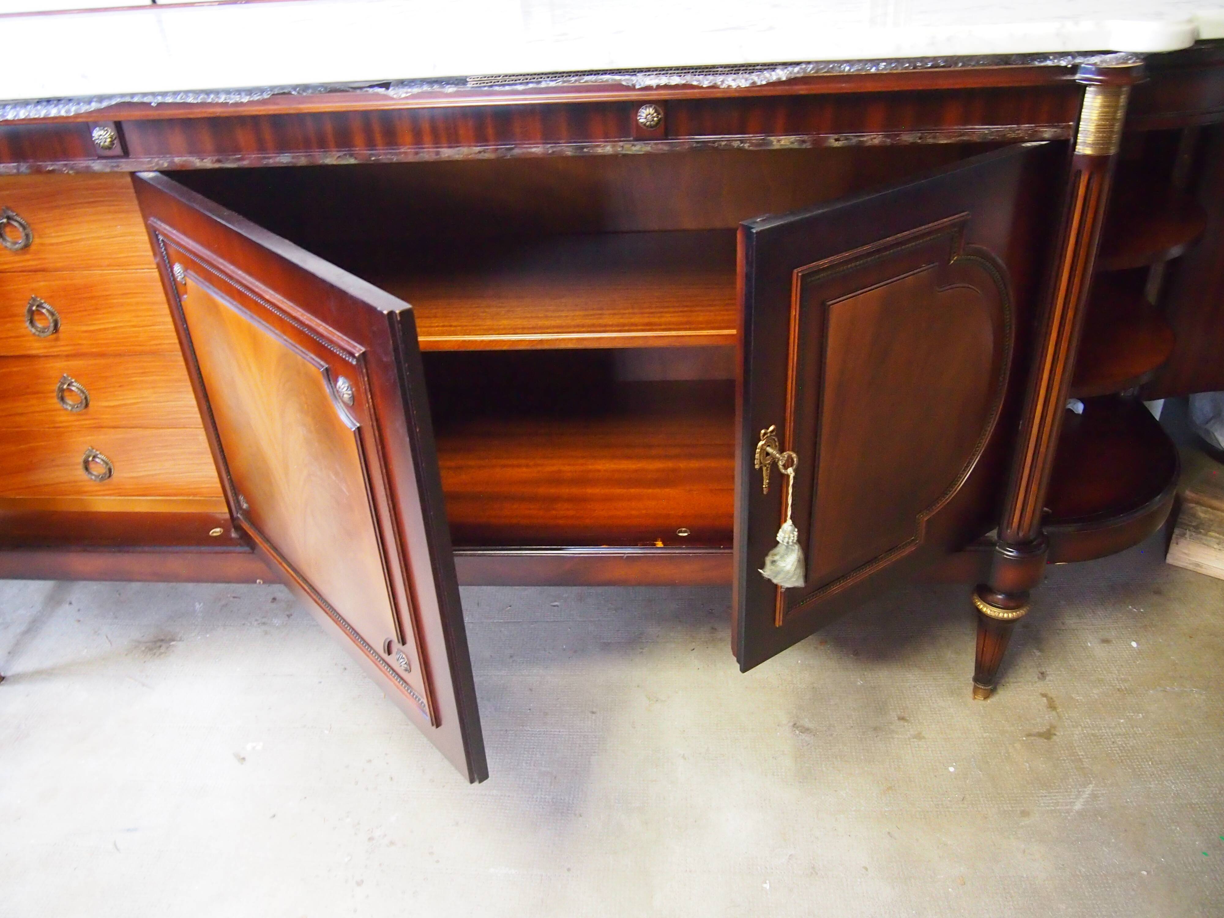 Sideboard style Louis XVl signed ehalt
