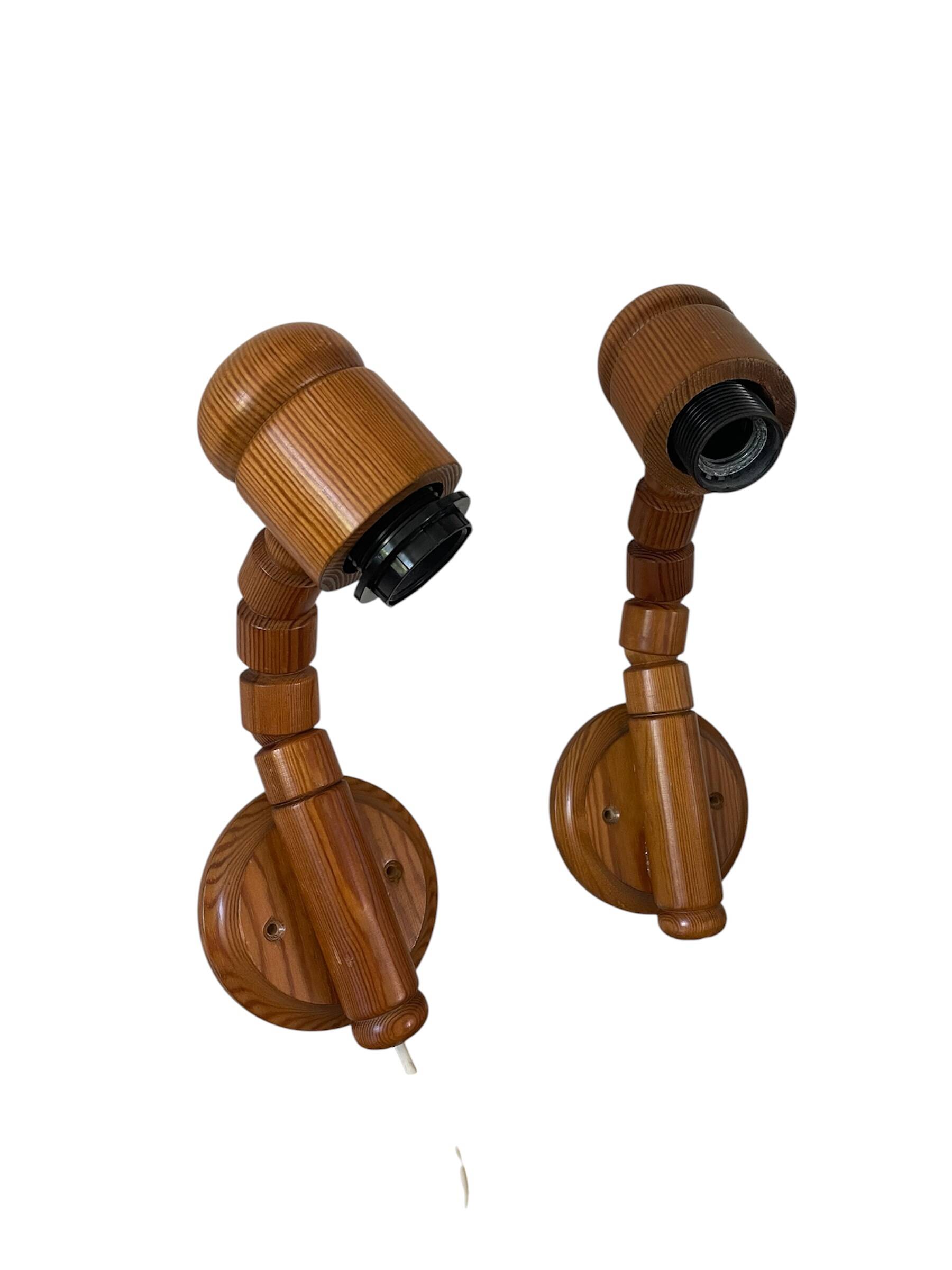 Pair of articulated Scandinavian wall lights SOLBACKEN in vintage wood