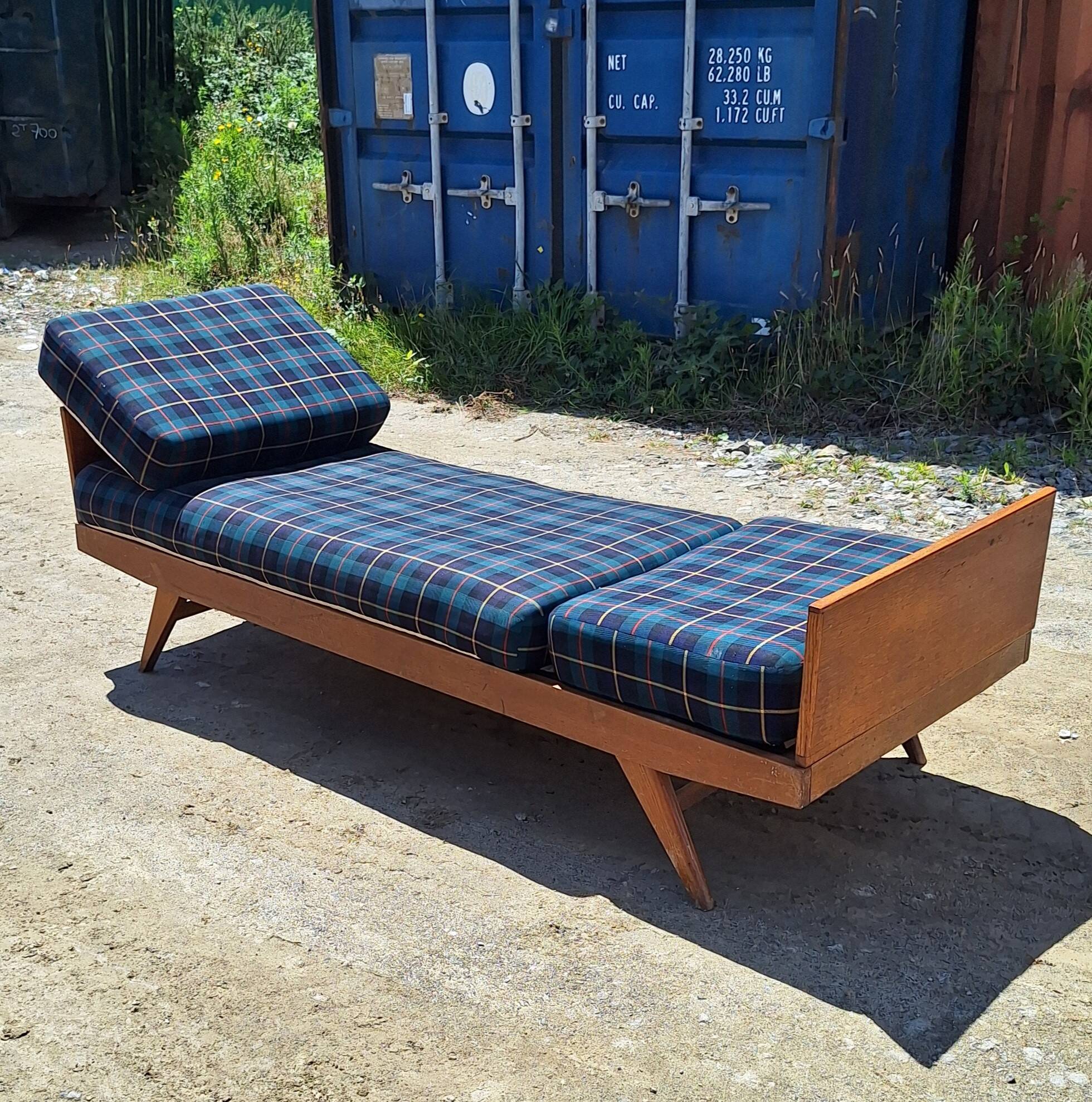 Daybed/Daybed, "Day and Night" model, Free Span