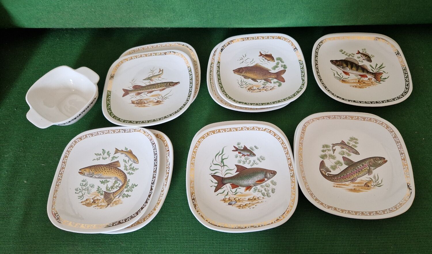 Longchamp fish plates