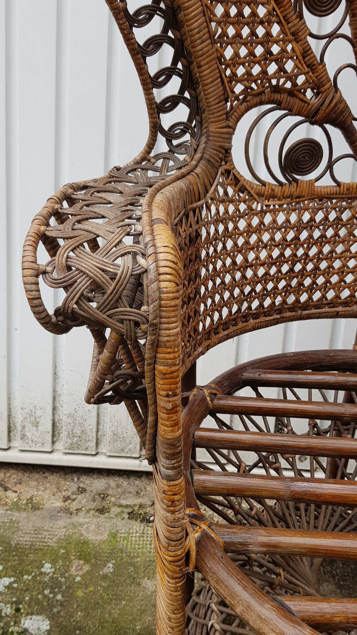 Fauteuil emmanuelle en rotin vernis