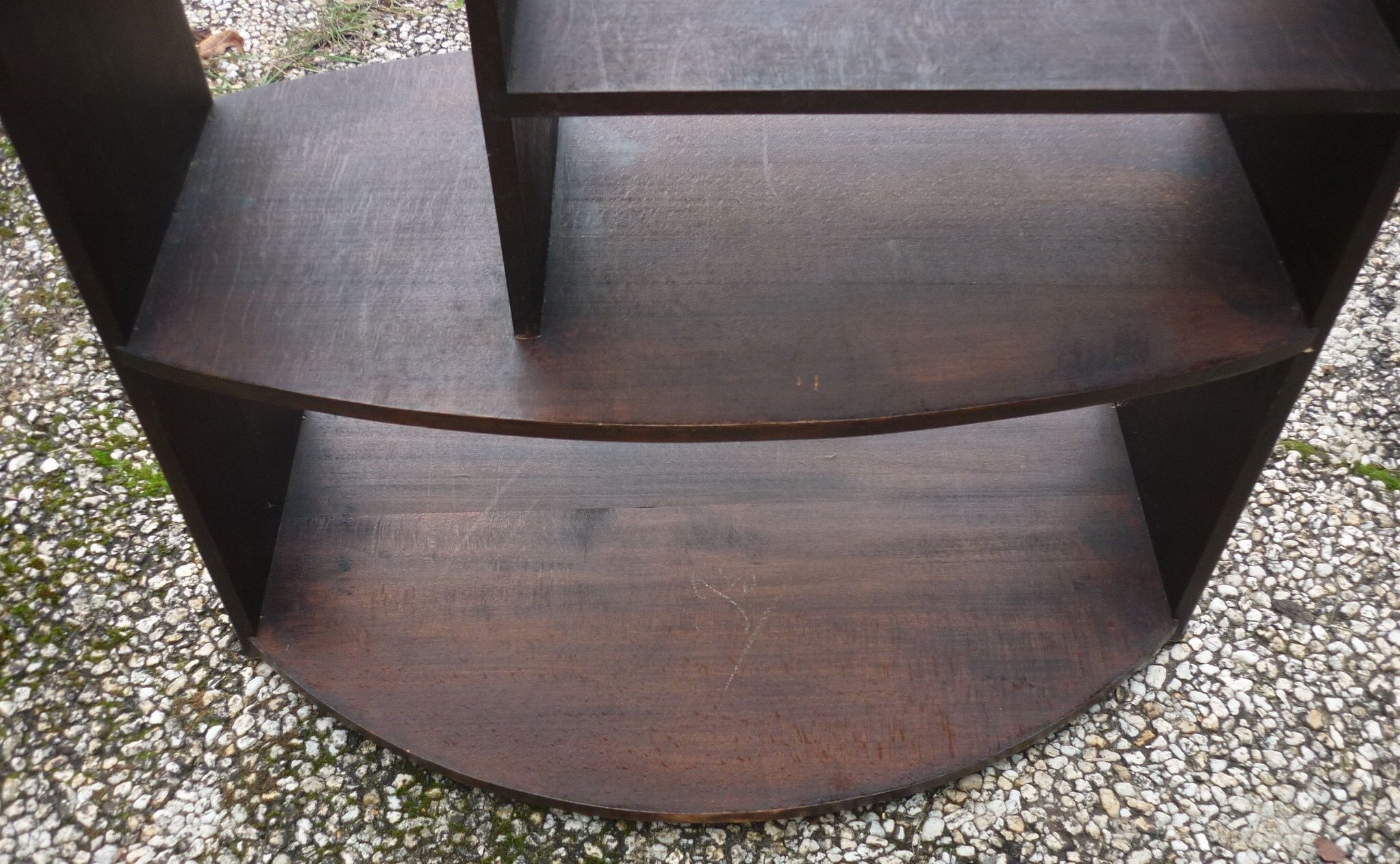 Art-Deco oval brown harness with shelves