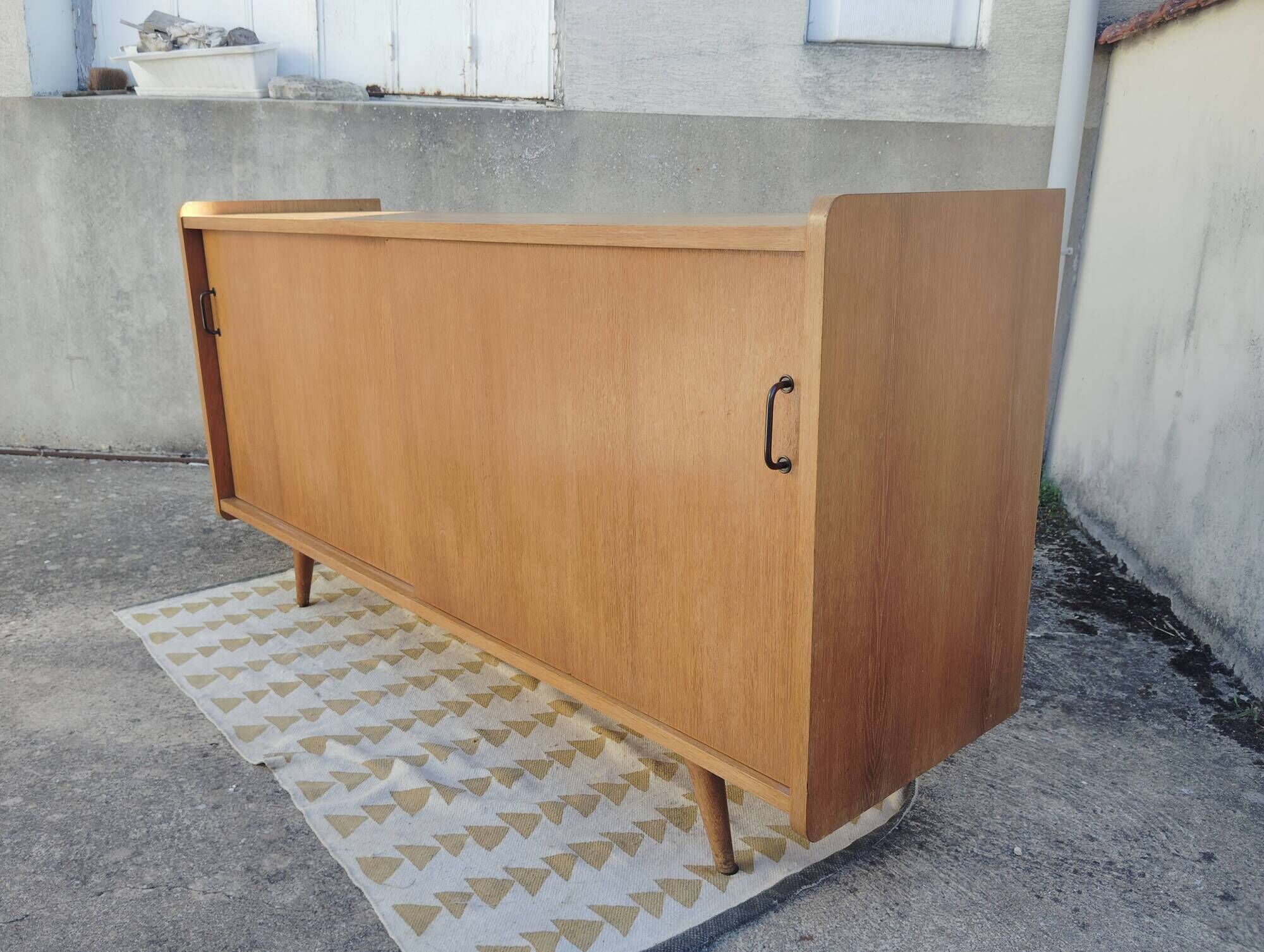 Low buffet / Vintage Scandinavian sliding sideboard
