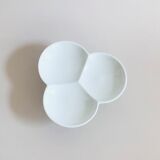 Tray on porcelain stand