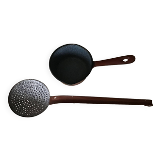 Vintage enameled saucepan and skimmer