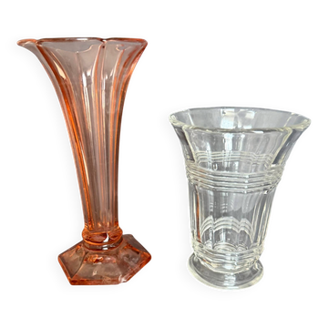 2 vases Art déco en verre moulé