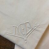 2 pillowcases embroidered “MD” monogram with Venice day