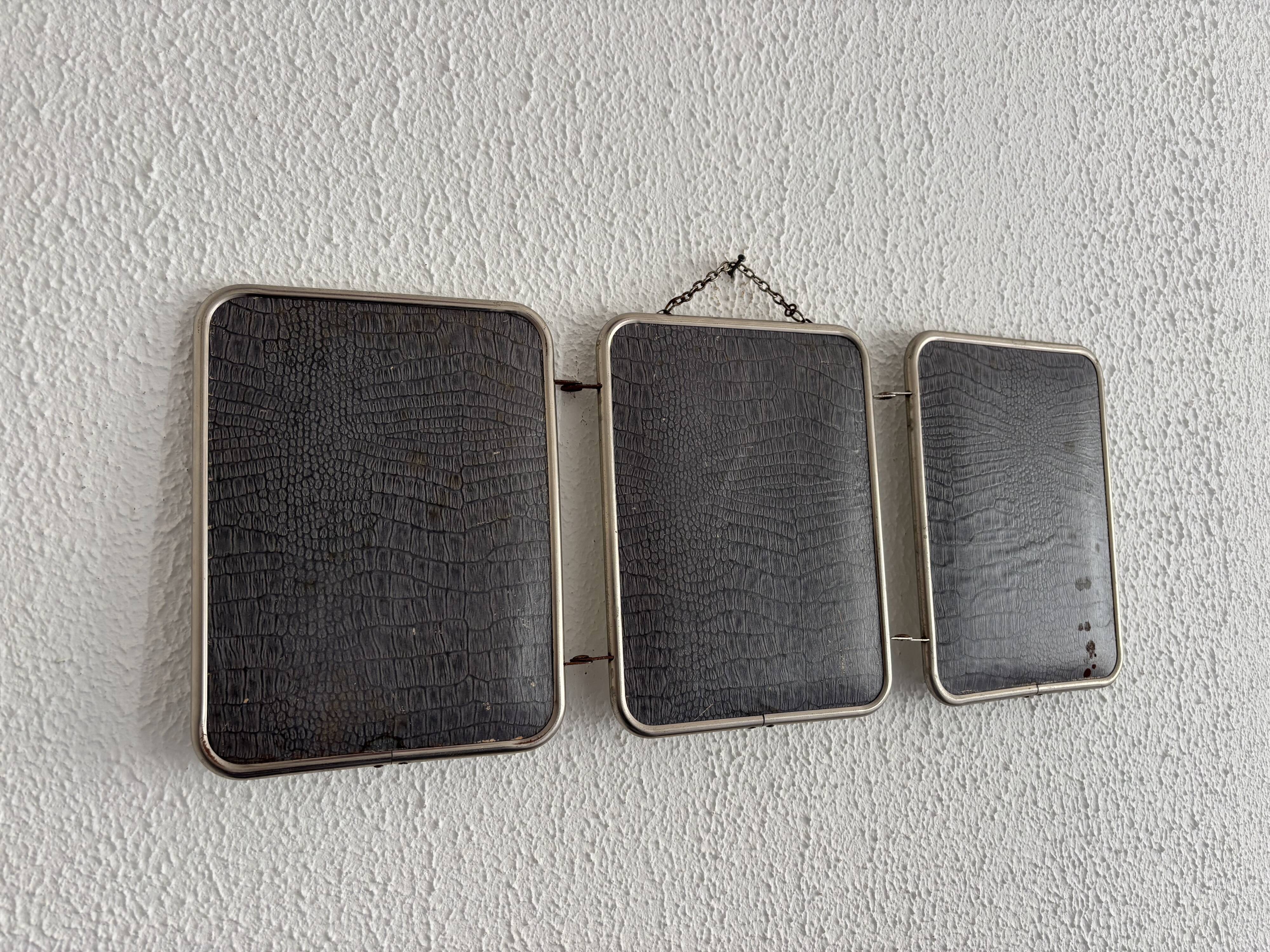 Vintage 1960s triptych mirror barber blue crocodile effect - 20 x