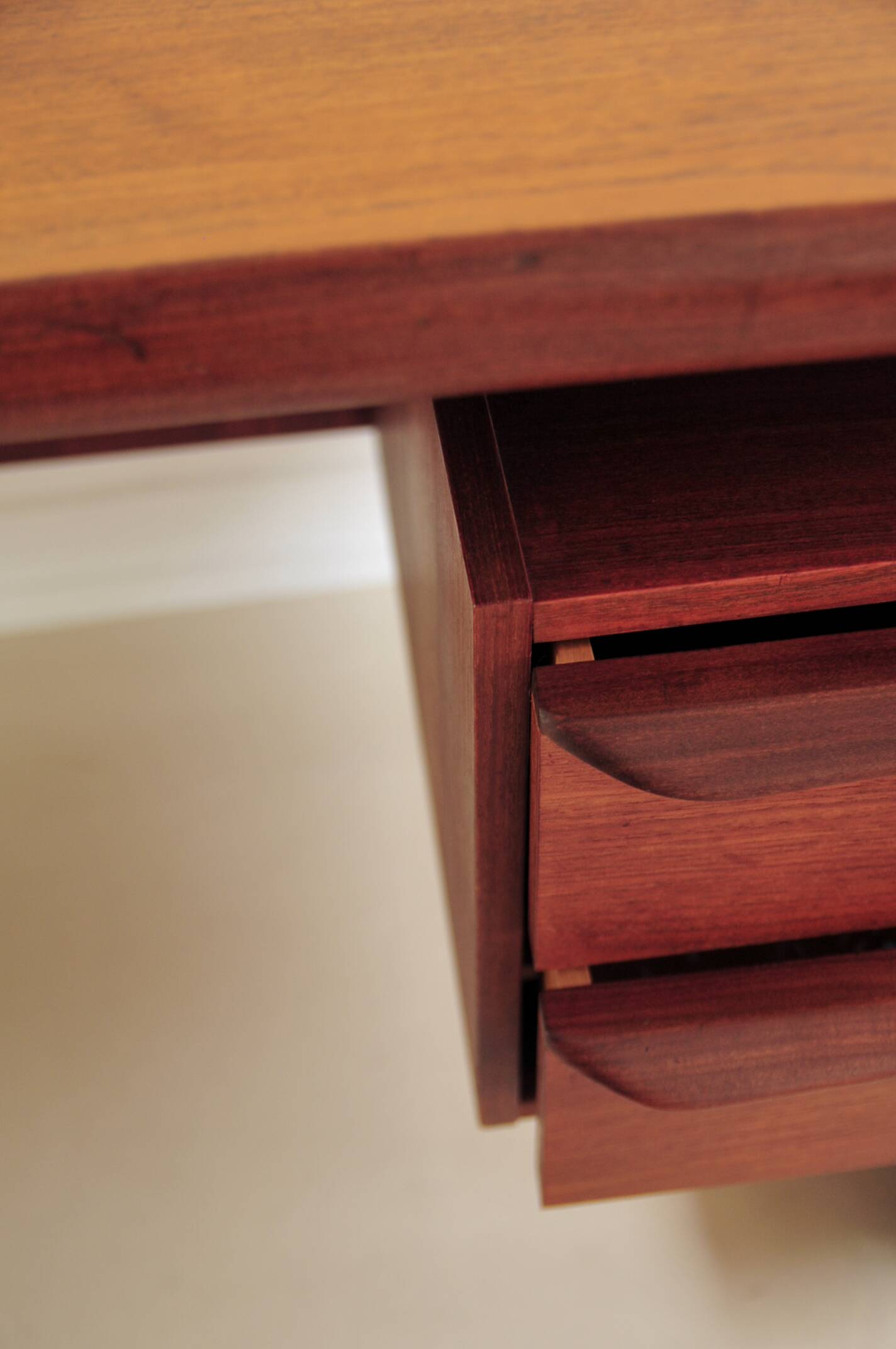 Vintage Tijsseling desk for Hulmefa