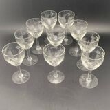 Aperitif glasses with chiseled Flowers pattern