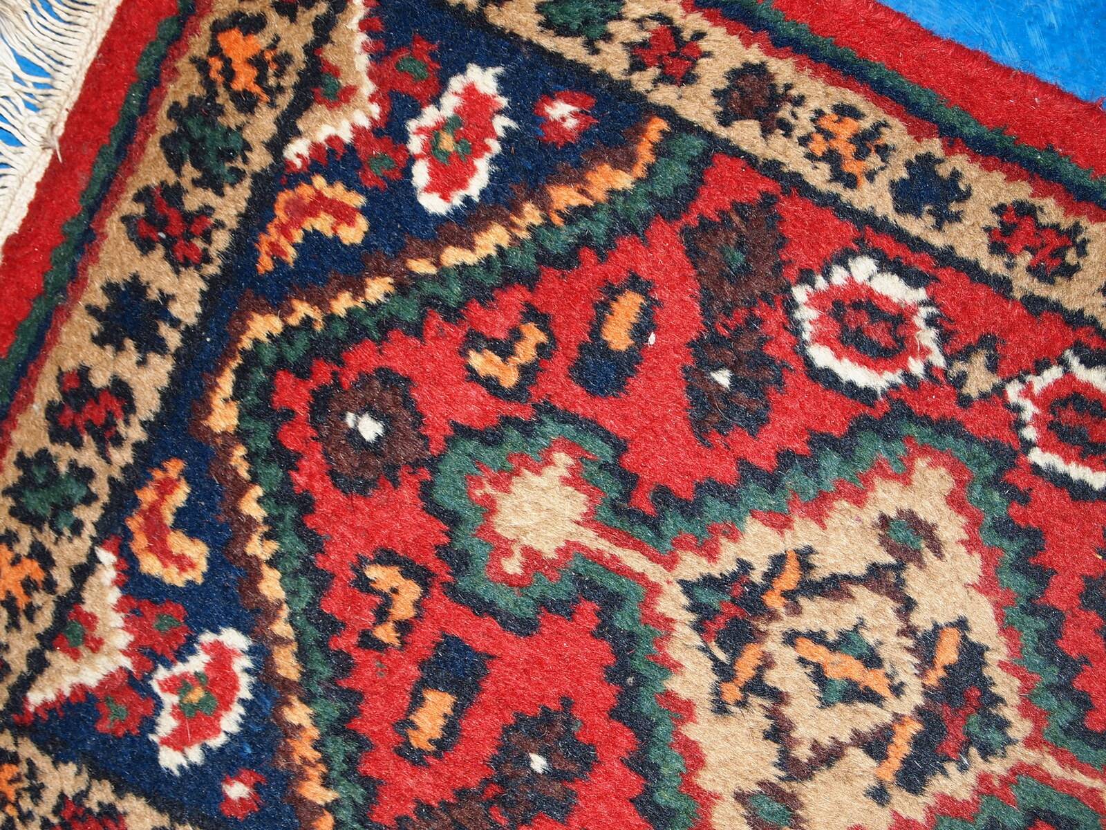 Tapis Vintage Hamadan en Laine, Années 1970, Élégance Artisanale