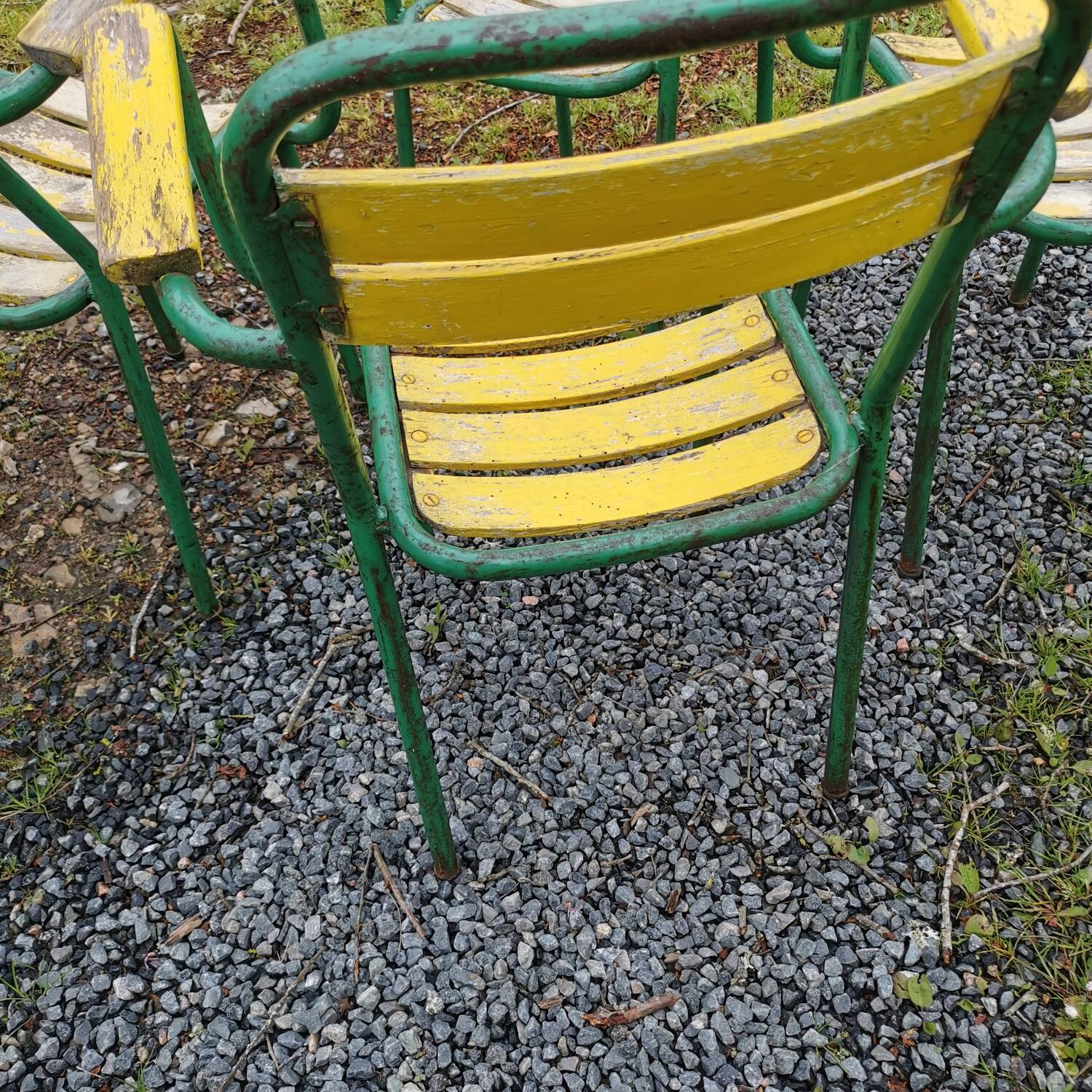 Set of 4 metal bistro chairs tolix style