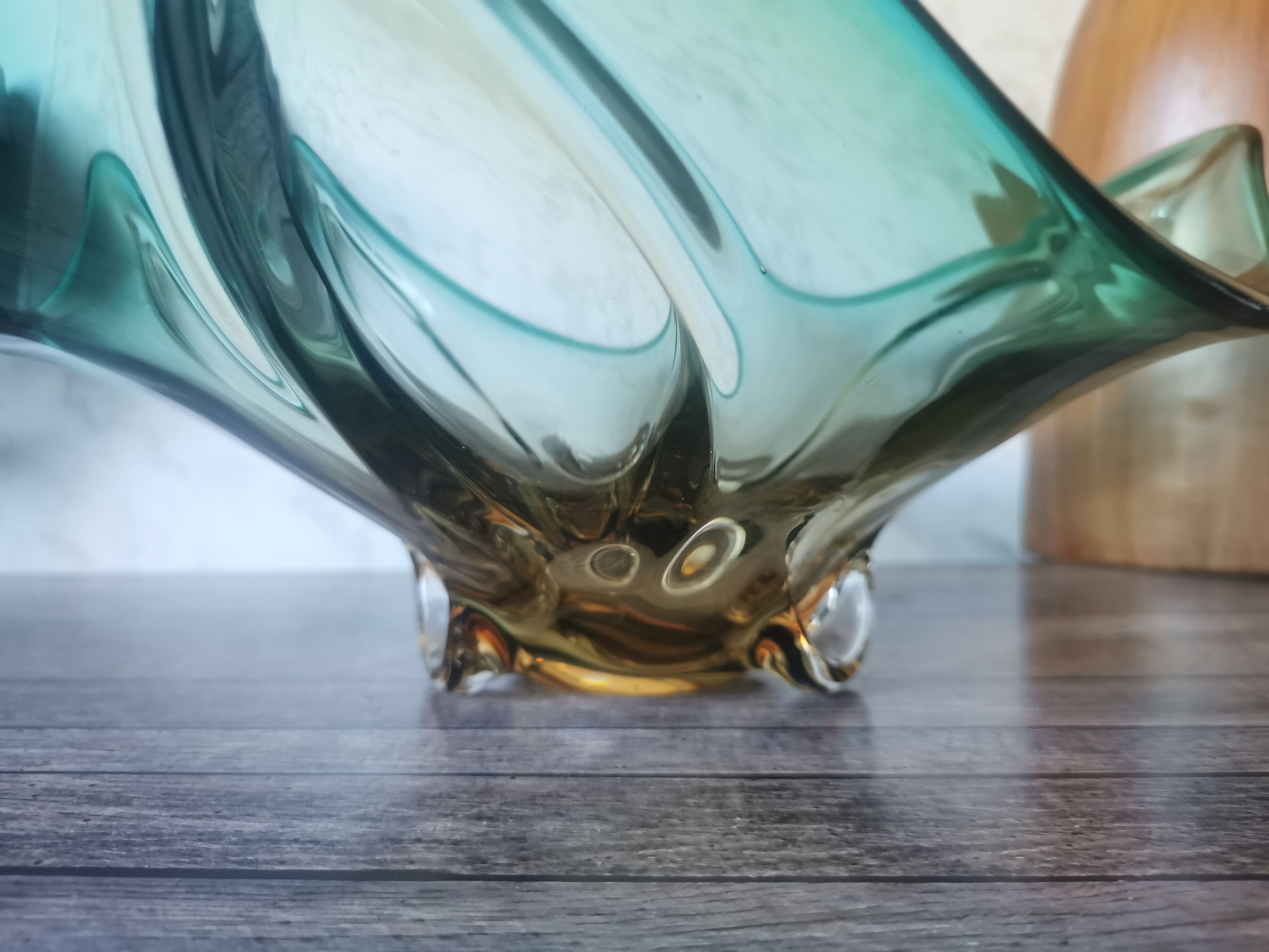 Large amber and green glass cup