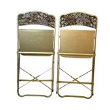 Folding chairs with floral pattern