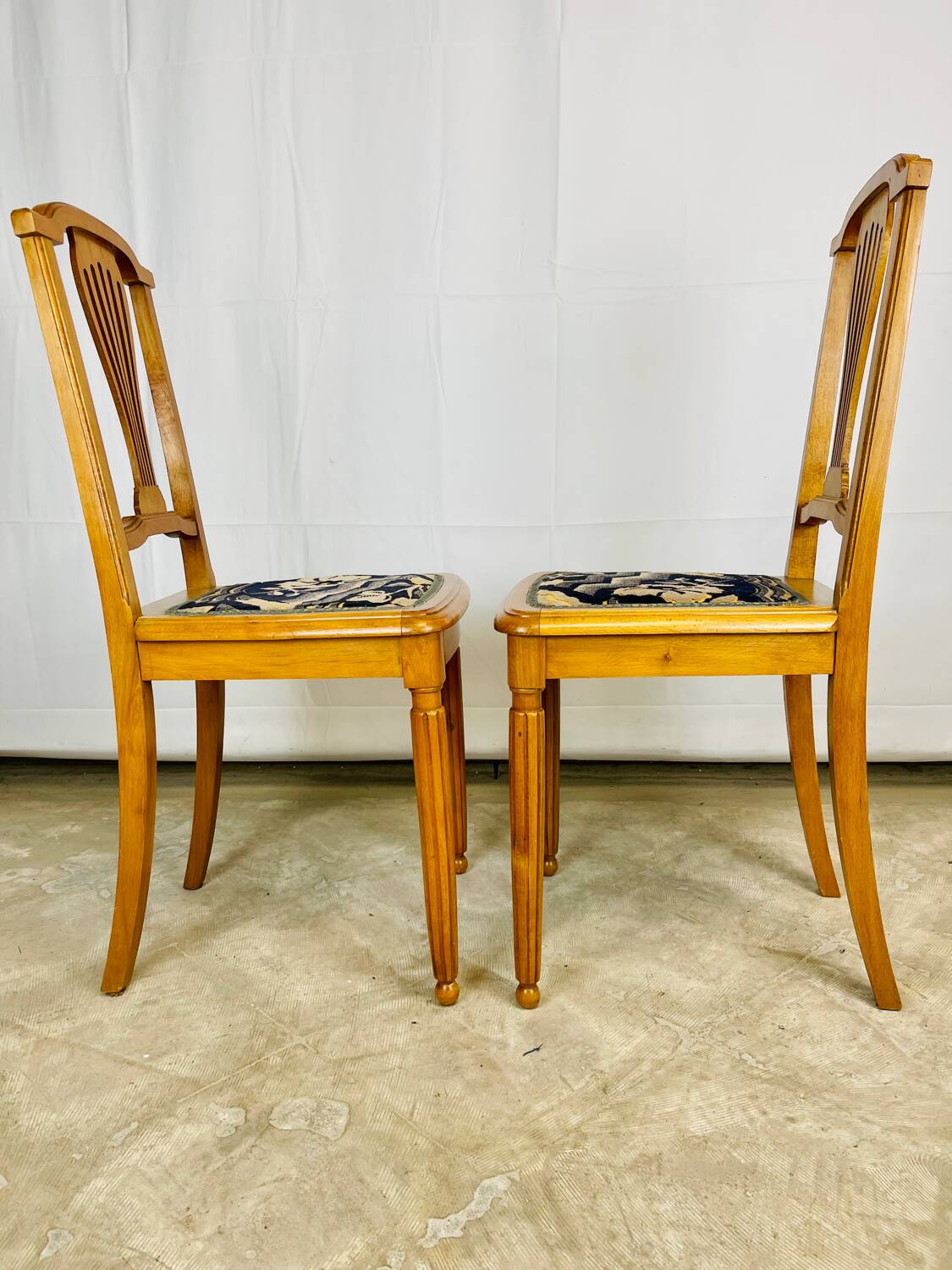 Dining room chairs