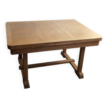 Renovated oak extending table
