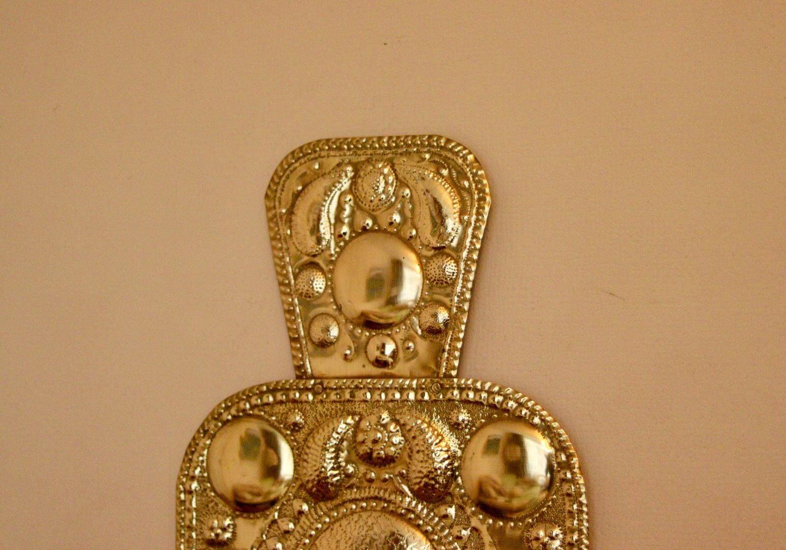 Grande applique murale suédoise en laiton du milieu du siècle