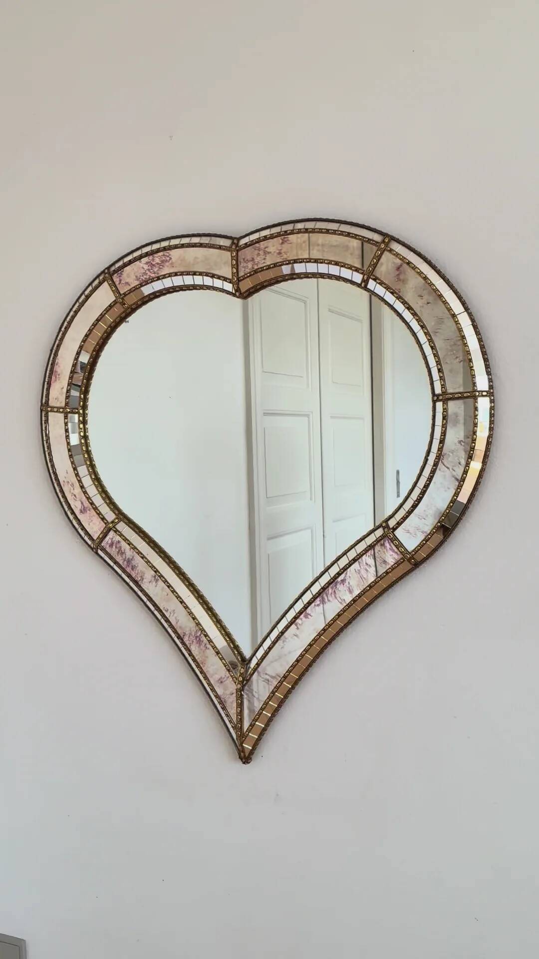 Large vintage Spanish Venetian-style wall mirror, brass, 1980s Hollywood Regency