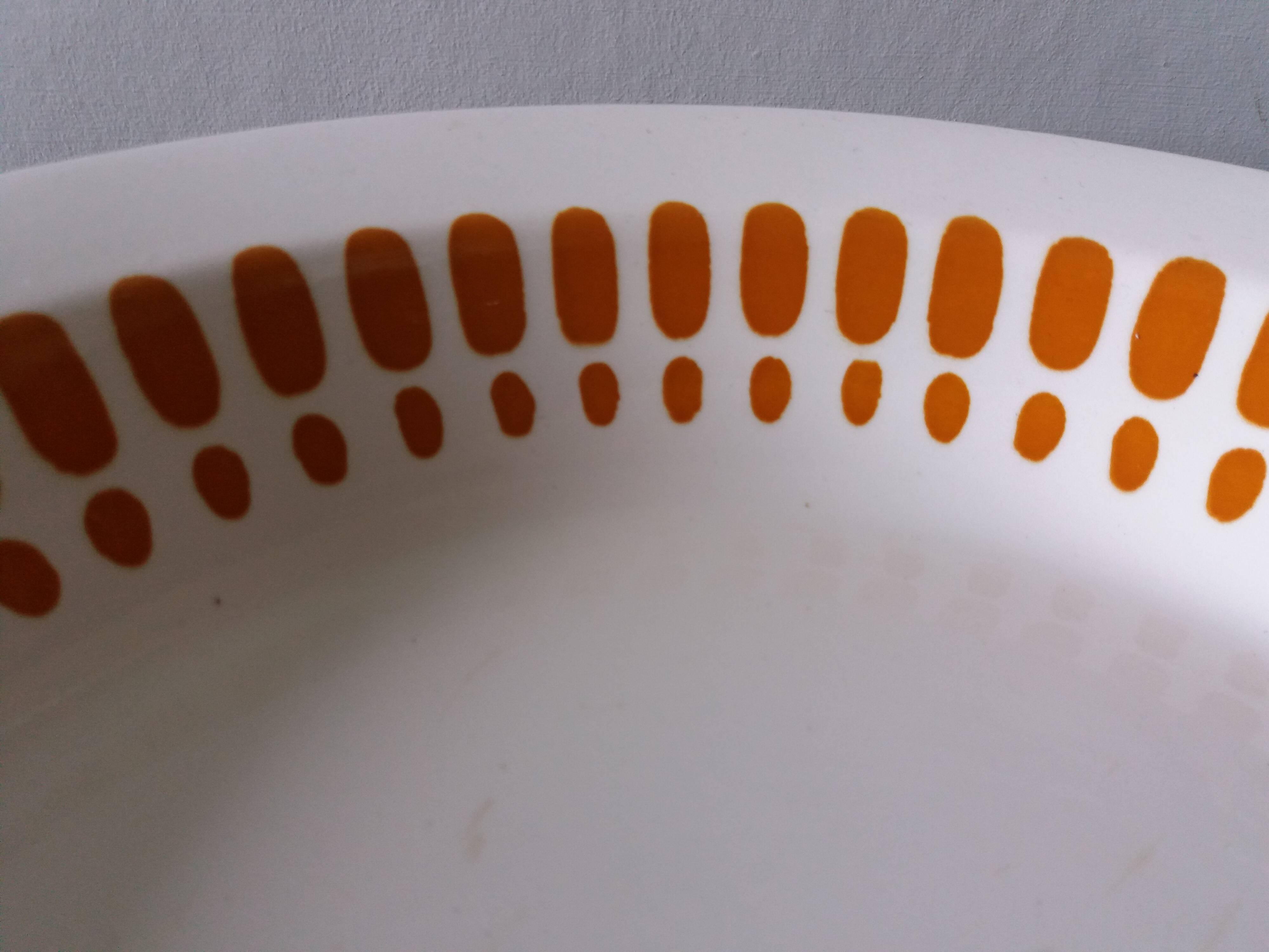 Hollow vegetable dish salad bowl 70s space age