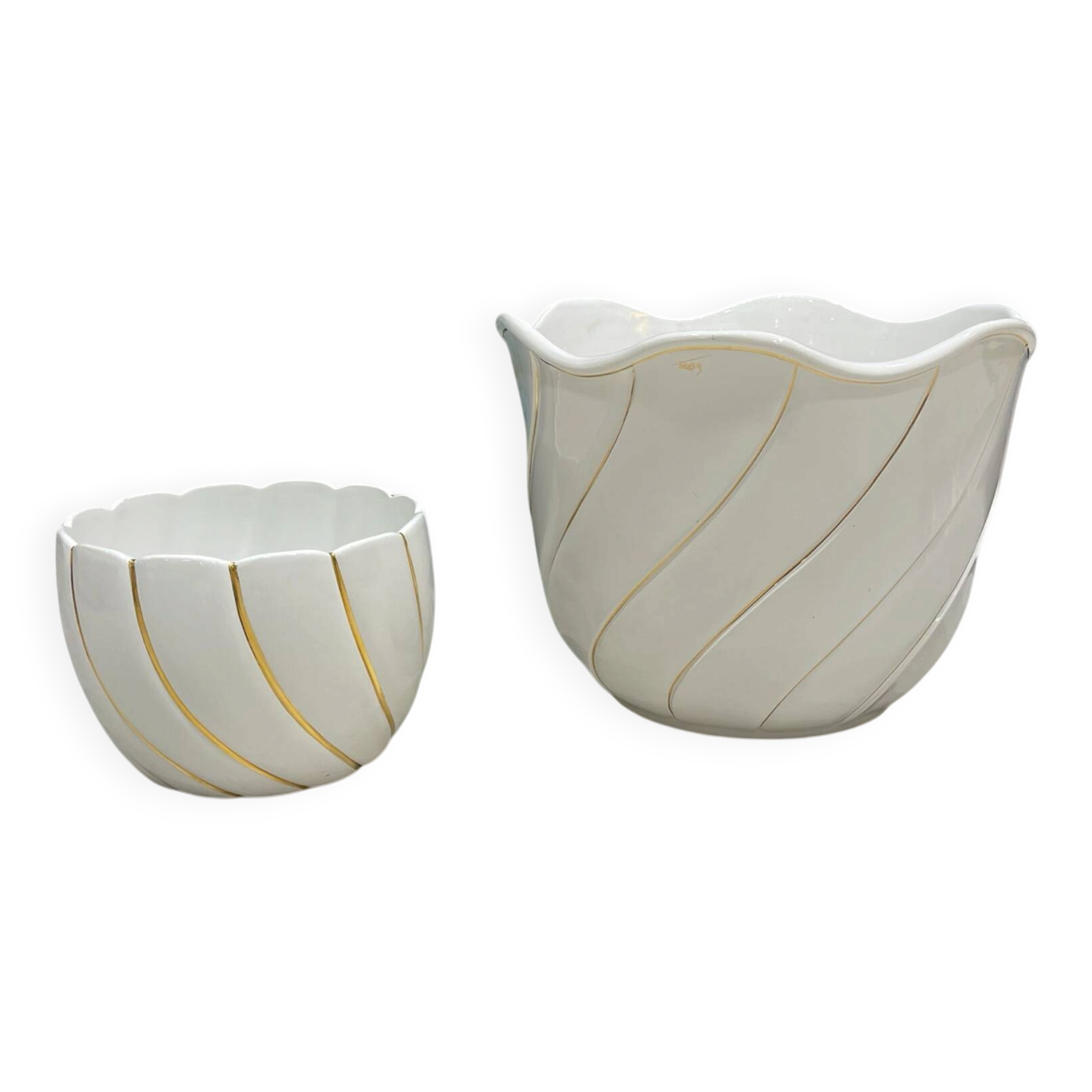 Pair of pot covers 1970