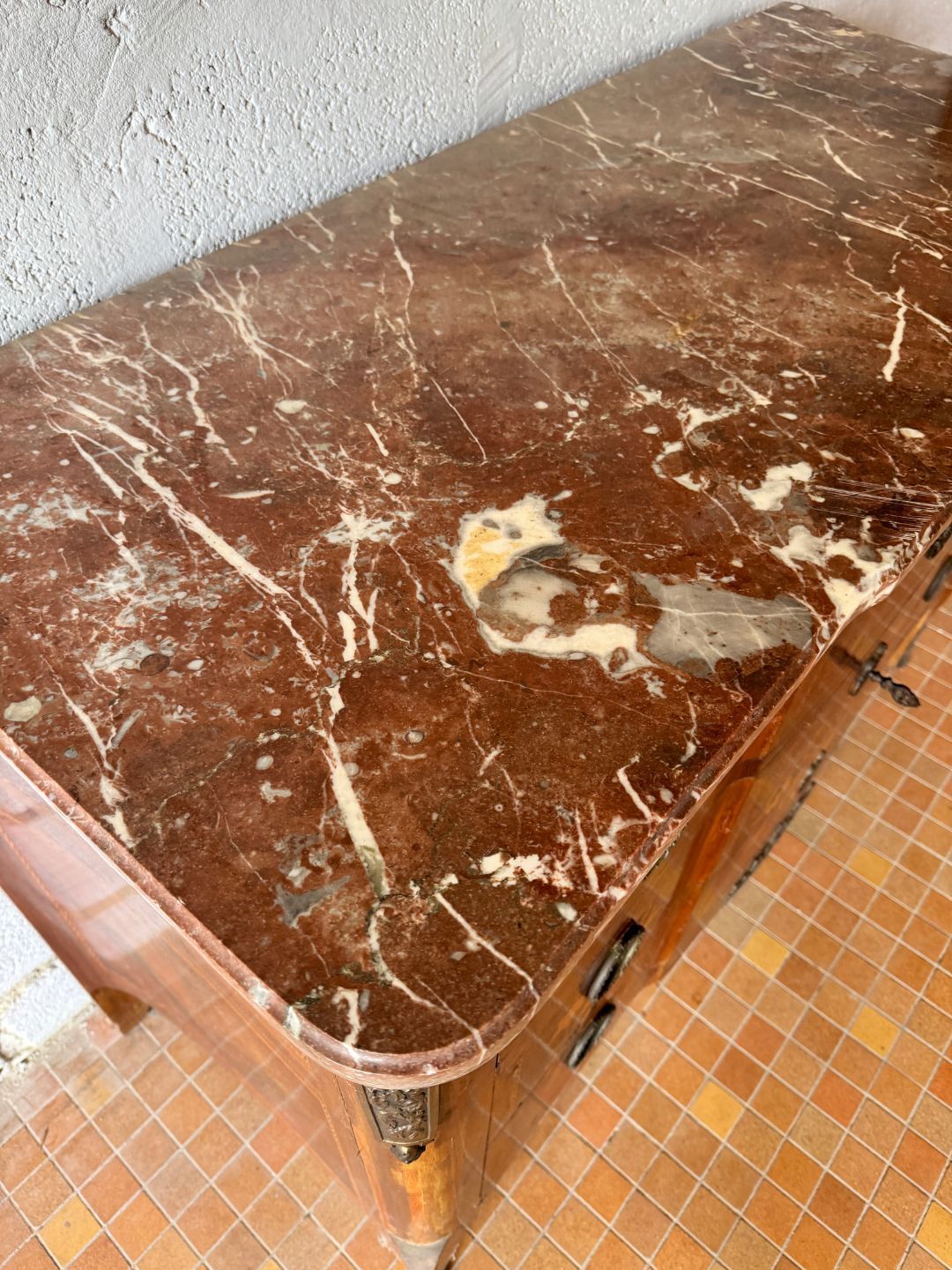 Commode transition