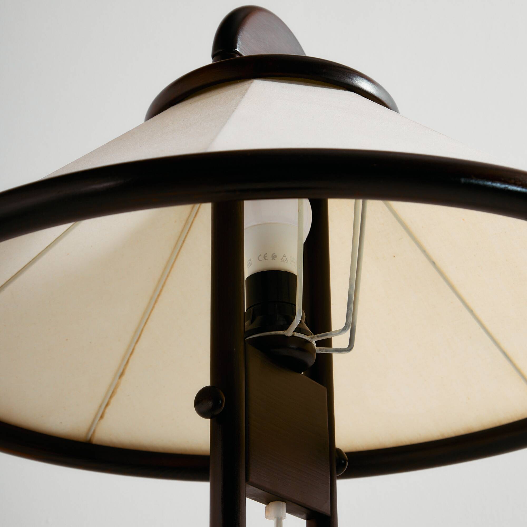 MK11052 Pine floor lamp by Lys