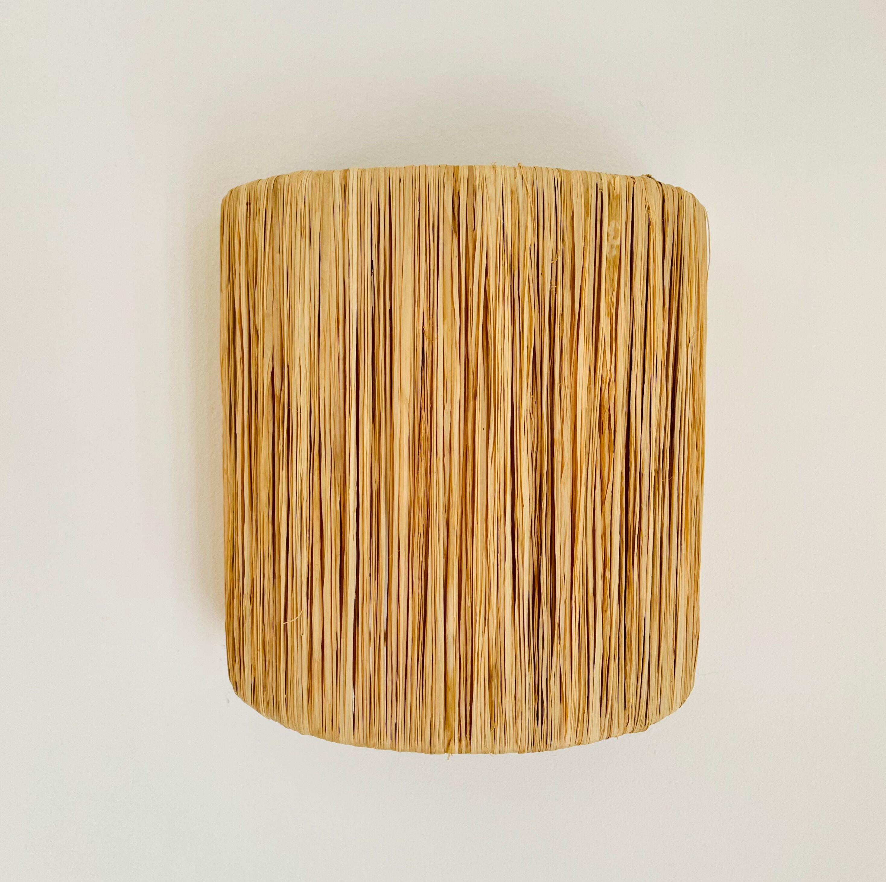 Raffia wall lamp