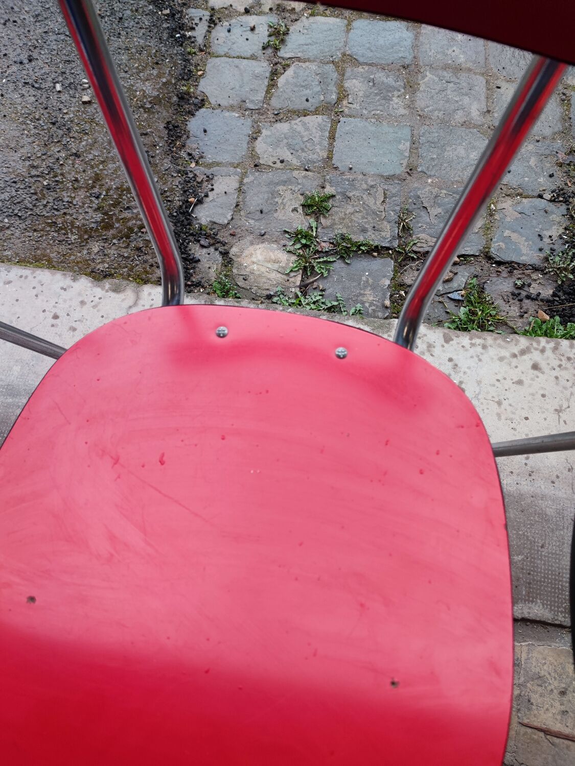 6 red and chrome Formica chairs