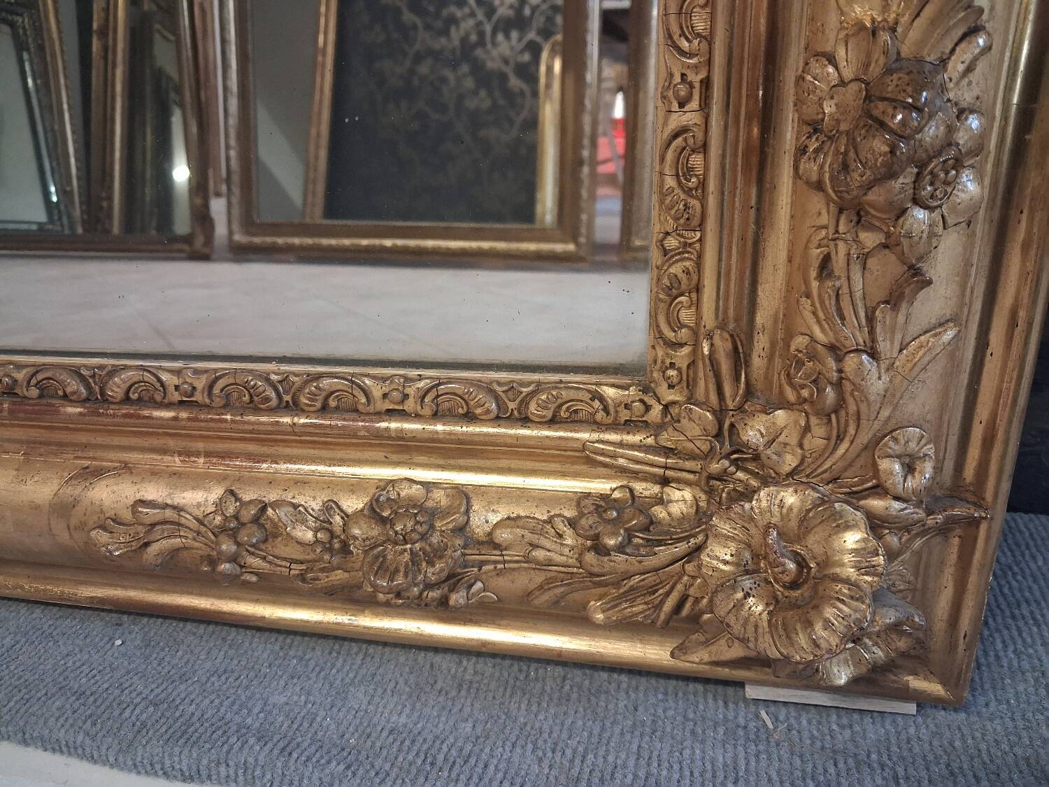 Mirror from the Restoration period 117x86
