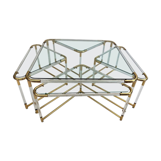 Coffee table and its 4 associated nesting tables in plexiglass and gold metal