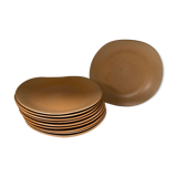 8 assiettes en grès vintage